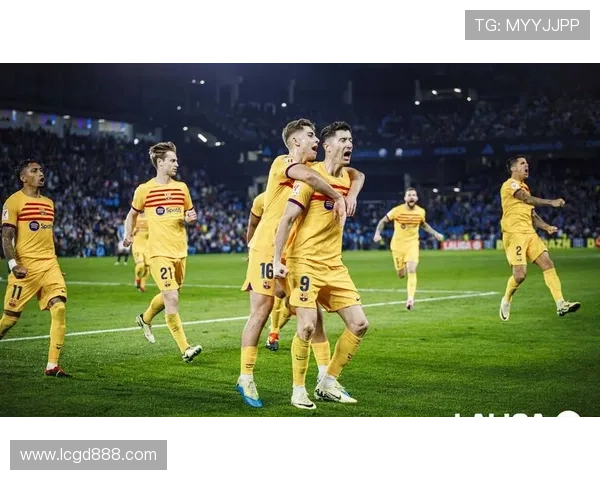 足球明星挑战足球游戏开卡体验精彩瞬间与真实赛场的完美结合