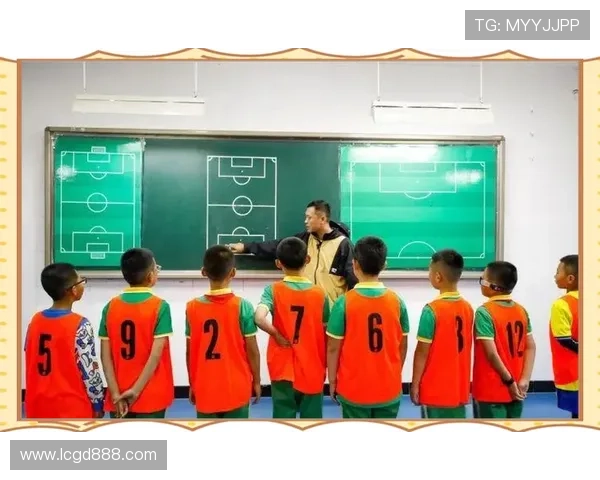 上海队当家足球明星的成长历程与未来展望分析